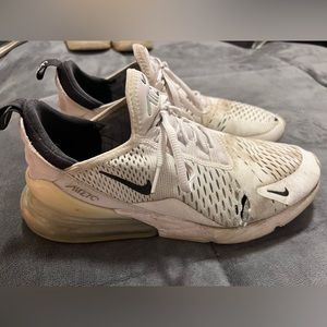 Nike air maxs, size 8.5 in men’s and 10 in women’s